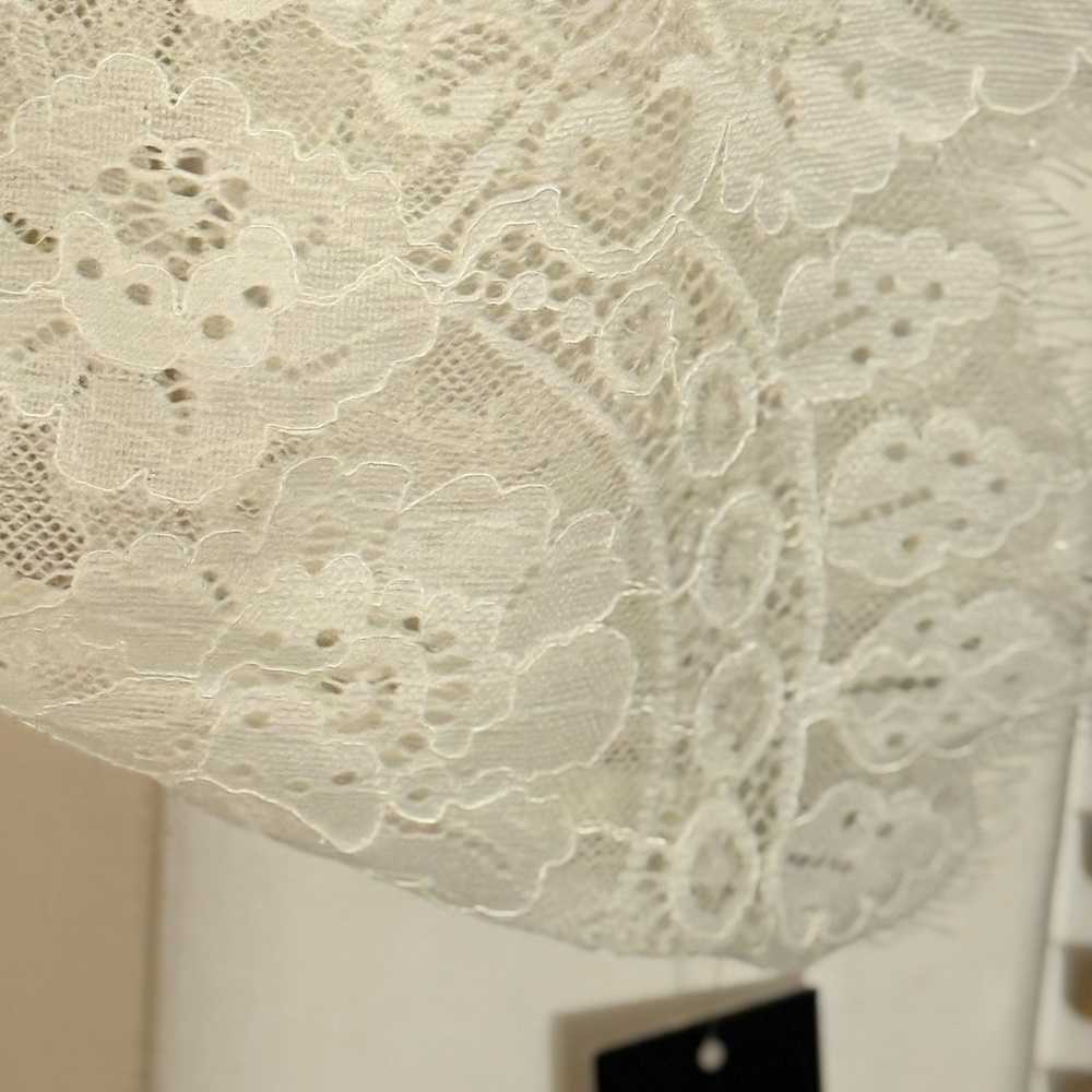Elegant Lace Duster Cardigan - Picture 8 of 10